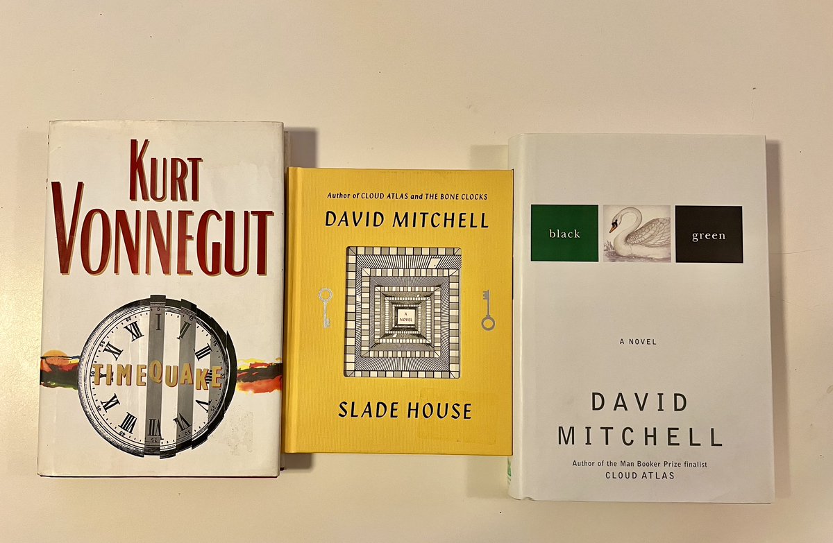 Picked these up a couple of weeks ago. Great finds!
#kurtvonnegut #davidmitchell
