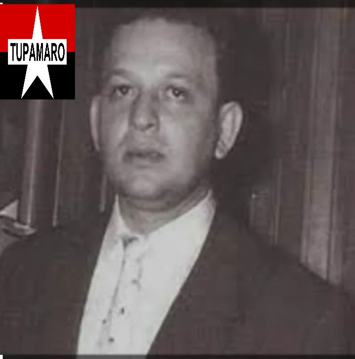 SucreMunMRT's tweet photo. #19AñosDeRebeldia || Fabricio Ojeda (Boconó, 6 de febrero de 1929 — Caracas, 21 de junio de 1966) fue un periodista, político y guerrillero venezolano. Fabricio Ojeda en la Unión Republicana Democrática.
#DelaManoConMaduro https://t.co/5CqTLfY1Av