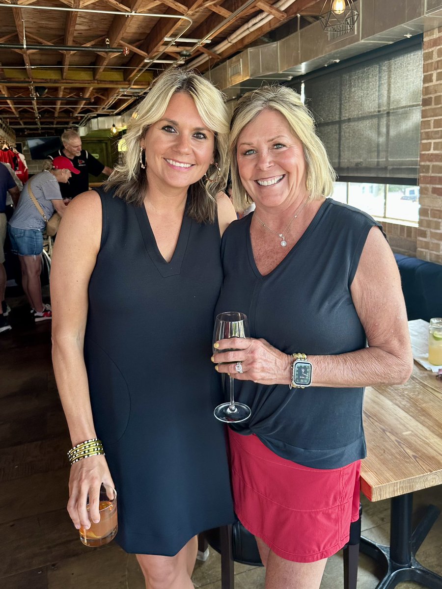 What a night! Thank you Chris Marchi &amp; Andrea Marchi, and Mary Jane bourbon + smokehouse for the best Meet and Greet ever! This community just keeps open arms to our family and <a href="/OfficialSEMOWBB/">SEMO Women’s Basketball</a>! Cape G baby! And how about that Atelier fit head to toe! #FeelinRowdy