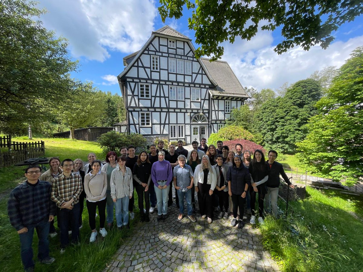 Antebi Lab tweet media