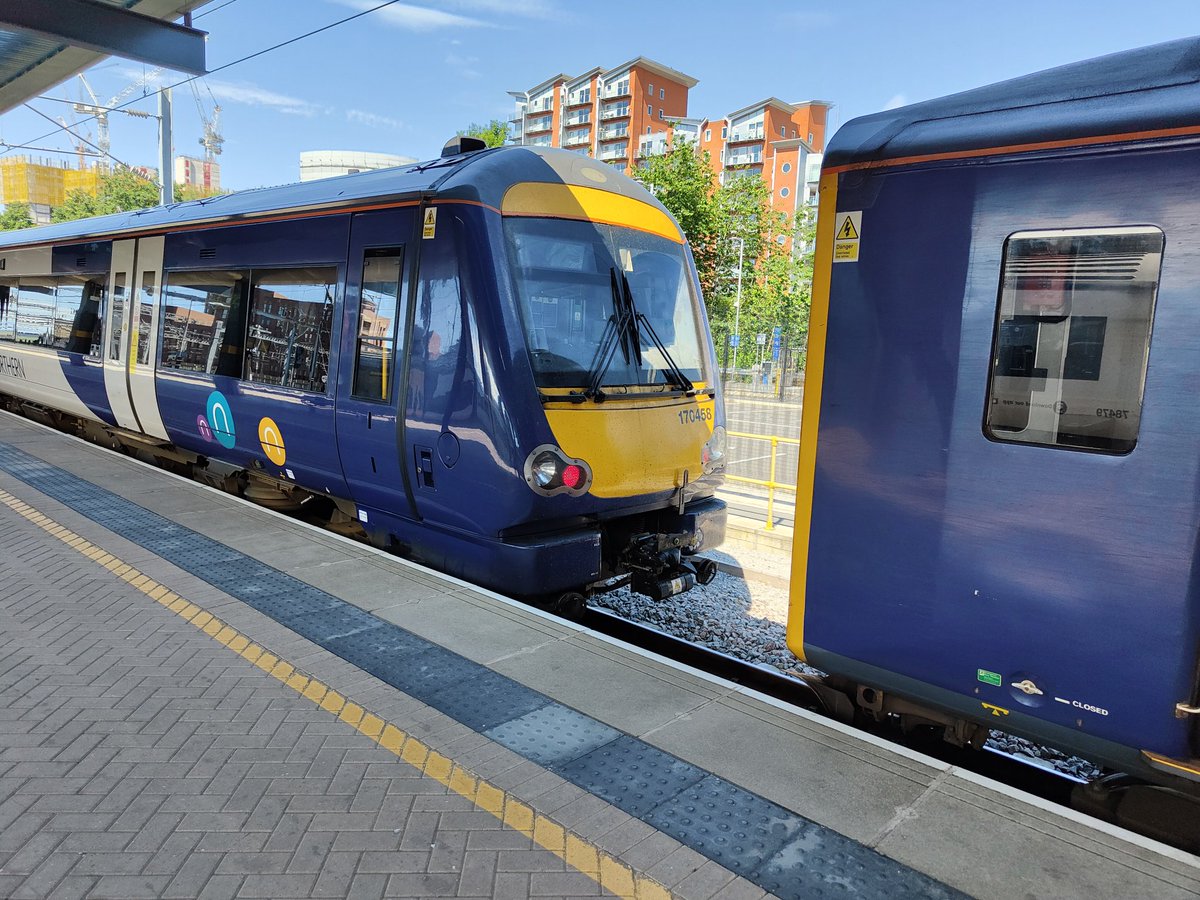 mooretrainmedia's tweet image. Another smorgasbord of rolling stock today at Leeds station in the glorious sunshine @northernassist  #railway #trainspotting #class333 #class158 #class156 #class170