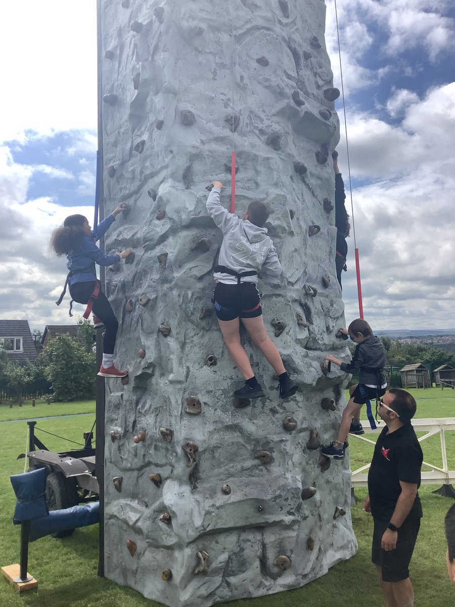 ReinwoodJuniors's tweet photo. #RJS6D have enjoyed a very active week this week. We enjoyed the opportunity to try rock climbing with @justClimbUK on Wednesday https://t.co/7uLkGlc19Q