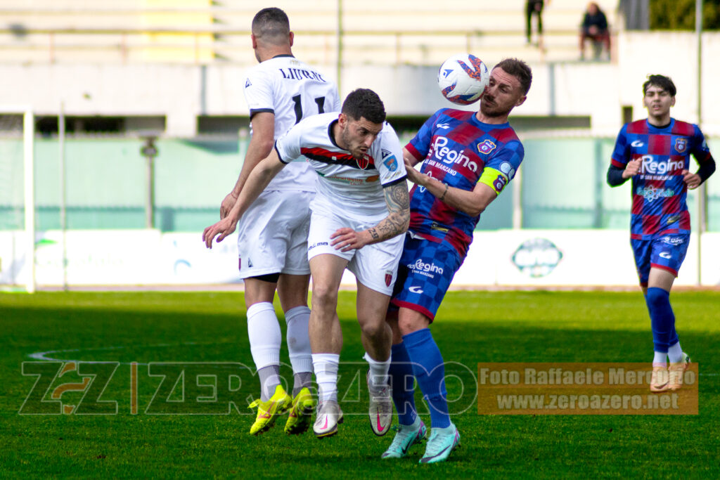 zeroazeronews's tweet photo. La #Sarnese ha ufficializzato l'ingaggio del #centrocampista Francesco #Uliano. Nella scorsa stagione ha indossato le maglie di #Nocerina e #SanMarzano. In #carriera ha giocato in #SerieB con l'#Ascoli e in #SerieC anche con Gela, SudTirol, #Catanzaro e #Gelbison https://t.co/kh4gv07j0f