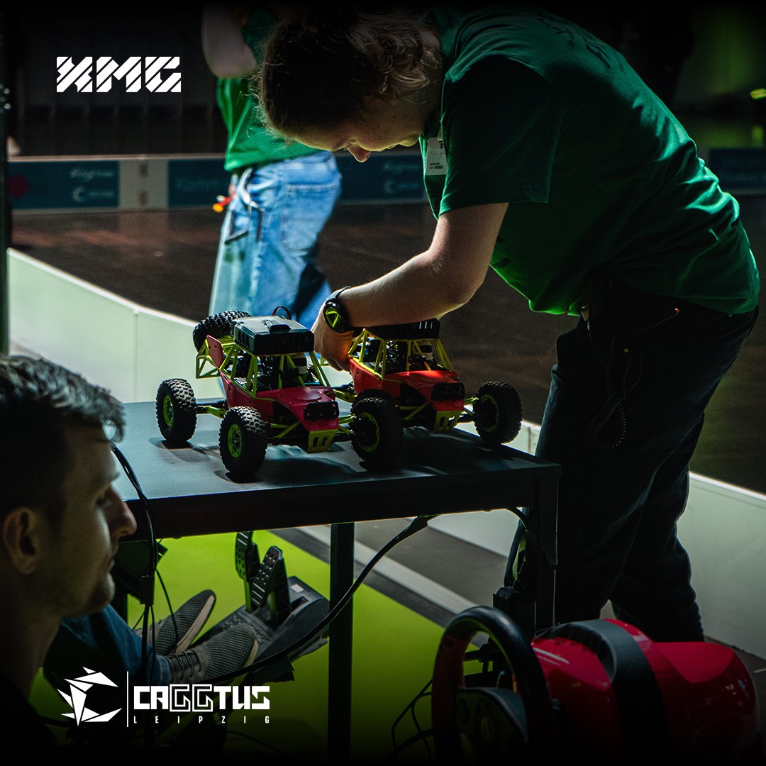 We are already at the starting line for the #weekend and are just waiting for it to finally start! 👀

#XMGenablesEsports #Esports #XMG #Friday