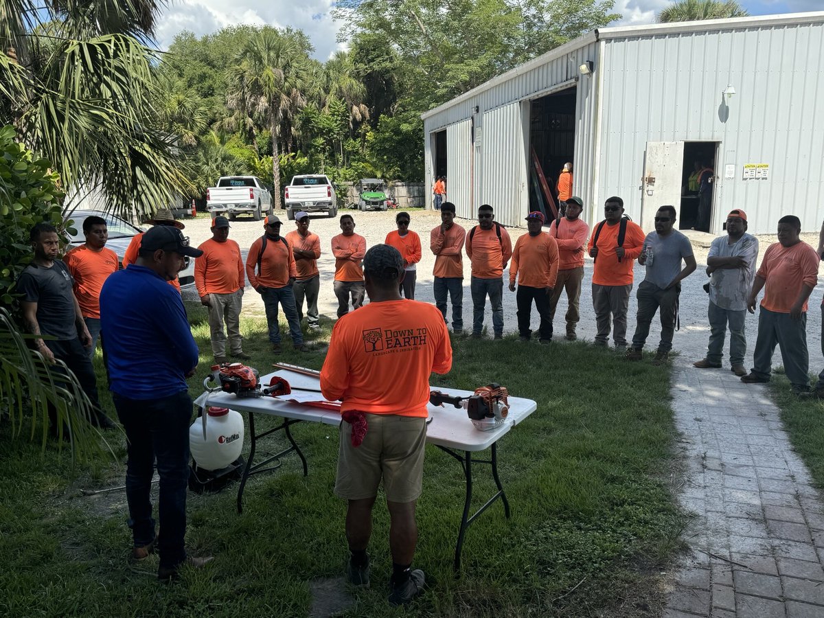 Down2EarthFL's tweet image. Continuing the month of June with more rodeos to ensure safety among our crews🦺 

#safety #machinework #safetyrodeo #landscape #downtoearth #DTE #landscaping #hardwork #teamwork #landscapecrew #work #property #transformation