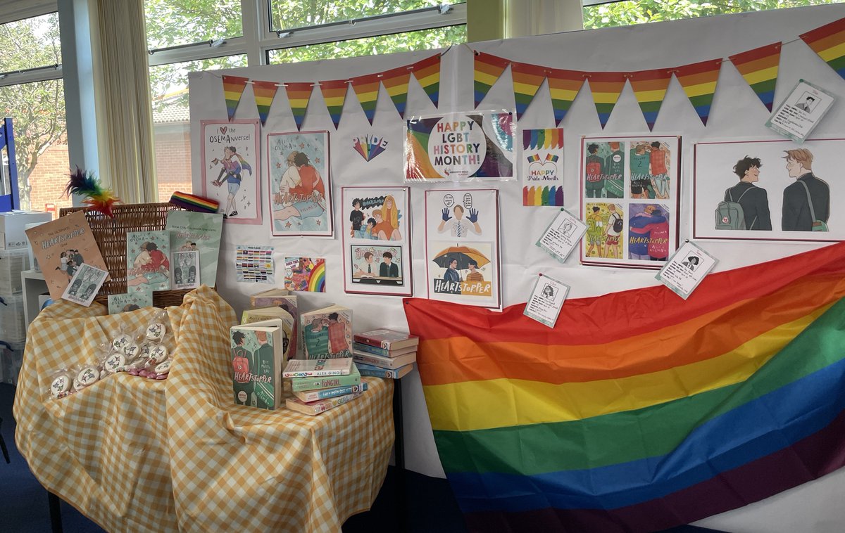 KmaLibrary's tweet image. We are celebrating Pride month and our most read books; Heartstopper by @AliceOseman. With the help, resources and &apos;gold dust&apos; goodies from our very own local bookshop @kibworthbooks, here is our library display @KibMeadAcad @DrPThompson