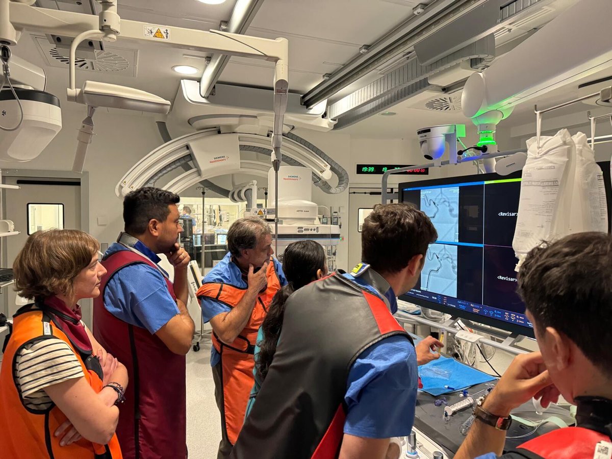 VESALIOcom's tweet photo. #Stroke experts #DoTheDropZone and view live #NeVa cases at Vesalio's Barcelona Clot Interaction Workshop.Thanks to faculty, Drs @jtorresmacho @atomasell #MarcRibo #DavidHernandez #TomasCarmona @ManuRequenaRuiz.
Look forward to #NeVaFirstPass from attendees!
@Diane_Demet https://t.co/WYmQldN3JU