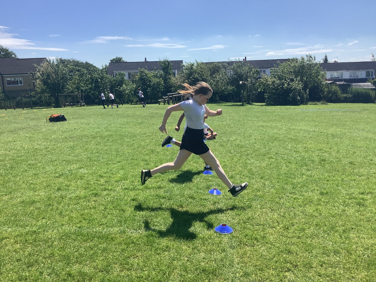 ReinwoodJuniors's tweet photo. #RJS6D enjoyed an action-packed sports day in the glorious sunshine today. Well done everyone for taking part and congratulations to those who finished in the podium places #RJSPE https://t.co/qDVCU7G47T