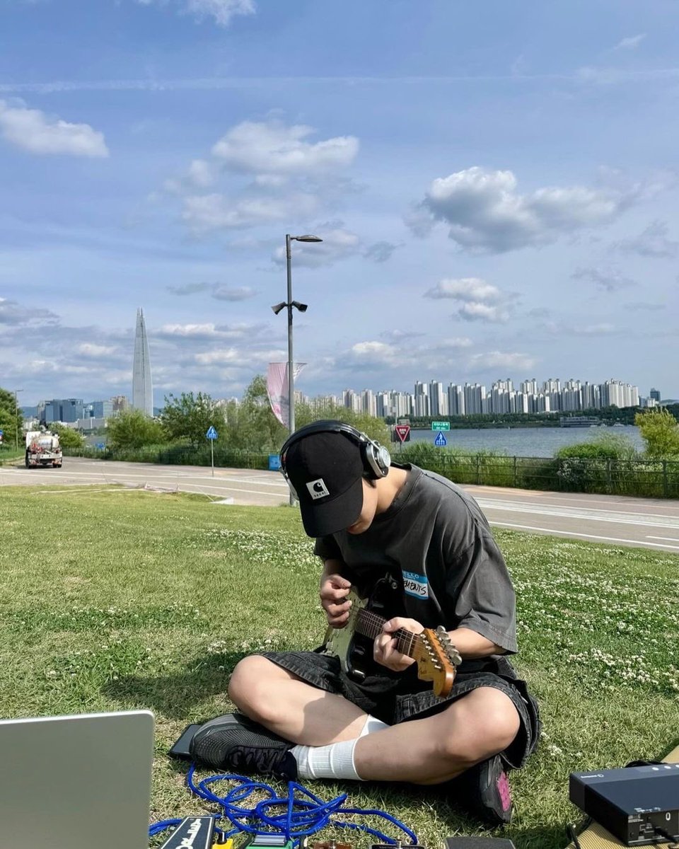 knockknock0408's tweet photo. CHANYEOL ins : Yours https://t.co/INN6r8t61G