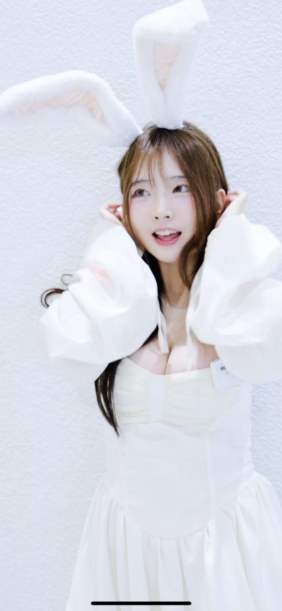 _momo_rina_'s tweet photo. おやすみなさい🌙💤😘 https://t.co/l4D8lSucze