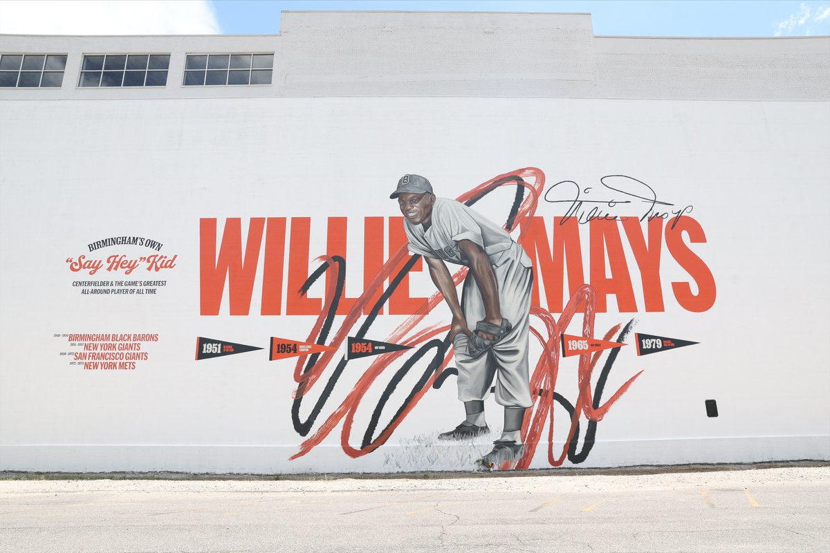 MLB's tweet photo. The new Willie Mays mural in Birmingham is spectacular. 🥹 https://t.co/FqjYWSbqiS