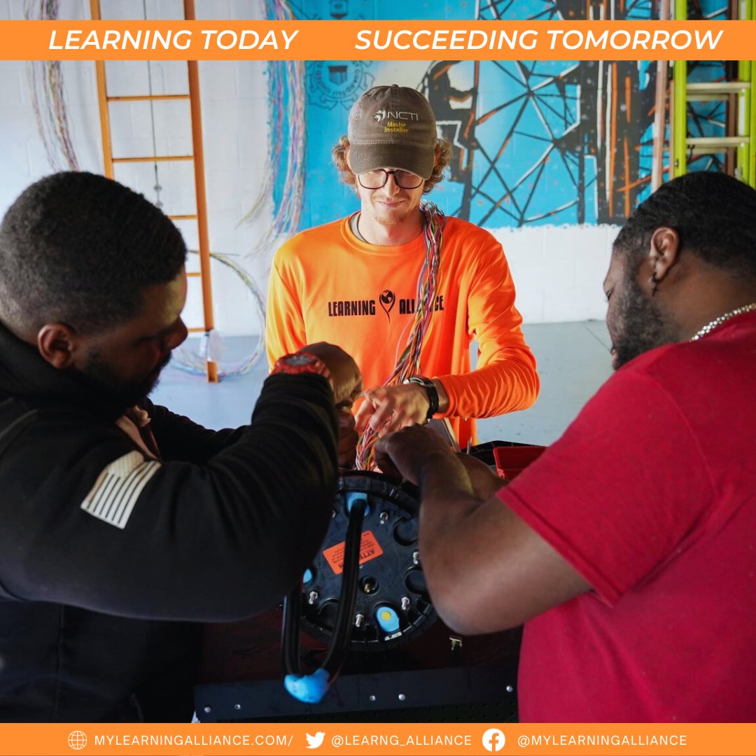 Learng_Alliance's tweet image. Ignite your career with our Broadband Wireless Digital Installer Program! Dive hands-on training and gain the skills needed to excel in the industry. Shape your future now! #TechPrograms #TelecomTraining #HandsOnExperience #ShapingFutures #LACinspires bit.ly/4aEAojH