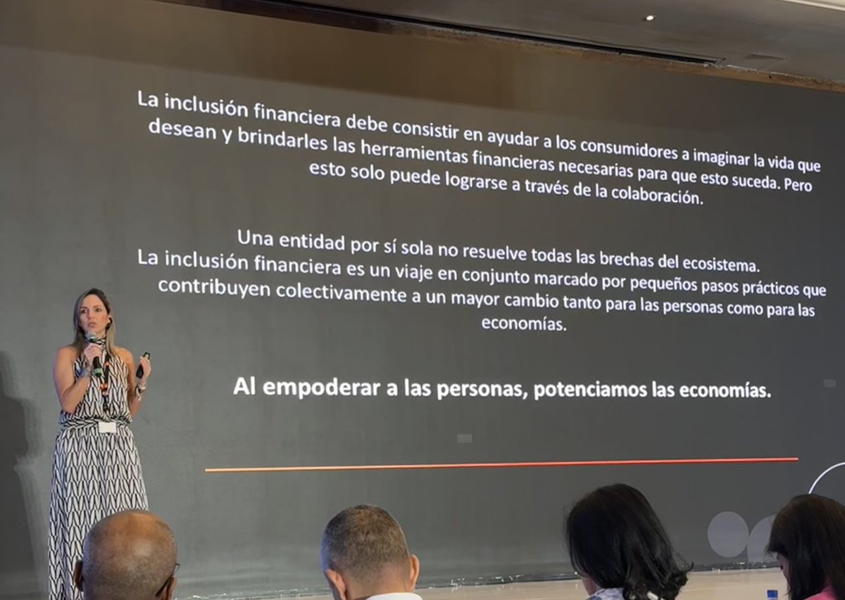 July_ossa's tweet image. Compartimos con el segmento Cooperativo, uno de nuestros principales aliados para la inclusión financiera en Colombia: 

Digitalización (Acceso) + Conocimiento= Empoderamiento y Uso

Gracias @BcoCoopcentral por la invitación! 
@Mastercard #MastercardEmployee #6congresocoopcentral