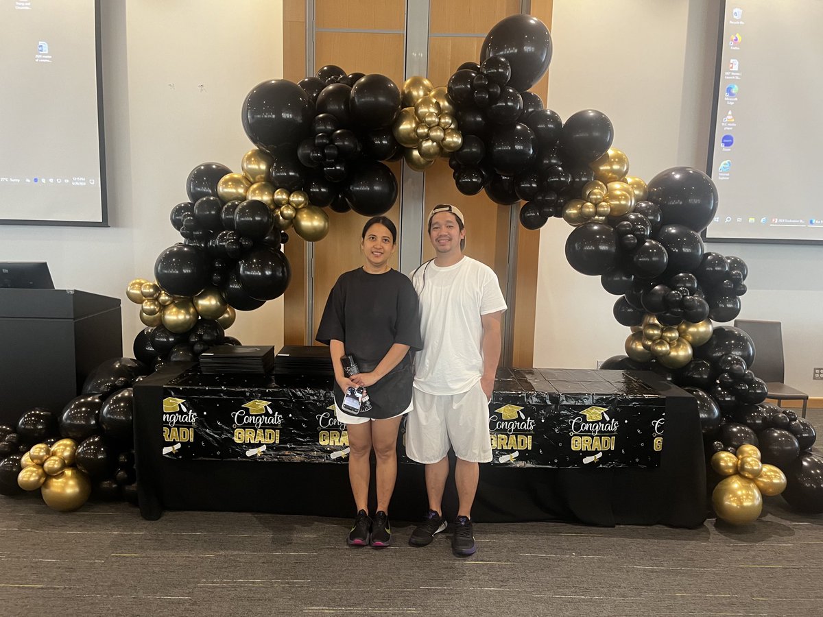 RLeehing's tweet image. ⁦@TCDSBHOLYSPIRIT⁩ ⁦@TCDSB⁩ Great night at Holy Spirit last night. Thank you to the Villamin’s, one of my student’s parent, for the balloon decorations. It was great to see my former students come out to celebrate their siblings day, and the DJ did an amazing job!!!