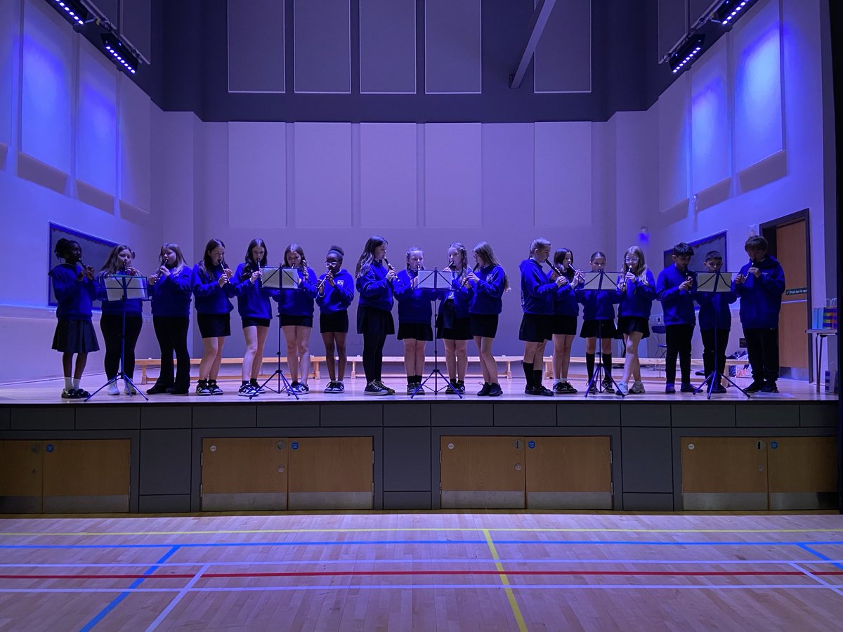 Nicola (@missleslienic) on Twitter photo These young people completely smashed it at their final assembly this afternoon! So proud of them all! <a href="/Blairdardiepri/">Blairdardie Primary School</a> <a href="/KnightswoodSec/">KSS</a> <a href="/GlasgowCREATE/">Glasgow CREATE</a> These young people completely smashed it at their final assembly this afternoon! So proud of them all! <a href="/Blairdardiepri/">Blairdardie Primary School</a> <a href="/KnightswoodSec/">KSS</a> <a href="/GlasgowCREATE/">Glasgow CREATE</a>