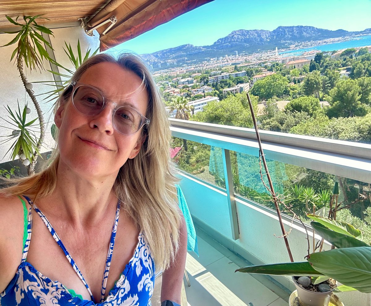 When I ran the Literary Sofa blog, my Summer Reads selections were always popular, so I’m going to be featuring a few recent favourites on Instagram @isabelcostellowriter. On an incredible reading streak lately!