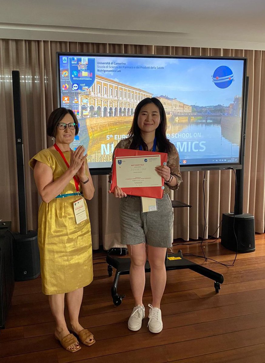 HNERC_NclUni's tweet photo. Congratulations @JieminFan 
on winning the prize🌟 for best short talk at the European Summer School on #nutrigenomics in Senigallia🇮🇹! Jiemin is  a  #phdstudent investigating effects of fibre on colorectal cancer risk markers with @corferesearch @FionaMalcomson John Mathers🔬 https://t.co/Bh66DaJiO2