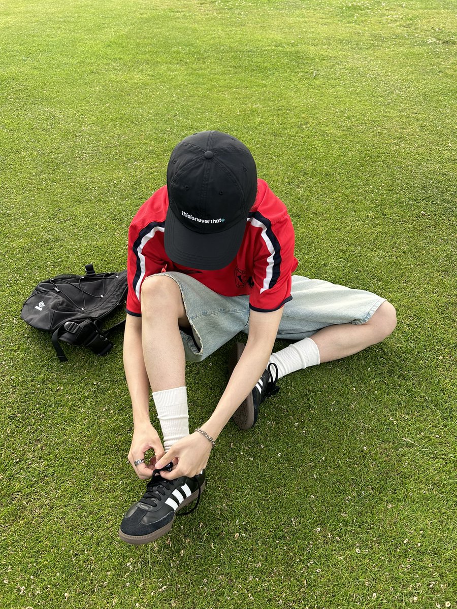 Ravis_rabbit's tweet image. 半袖短パン小僧でもよければ飯行こ