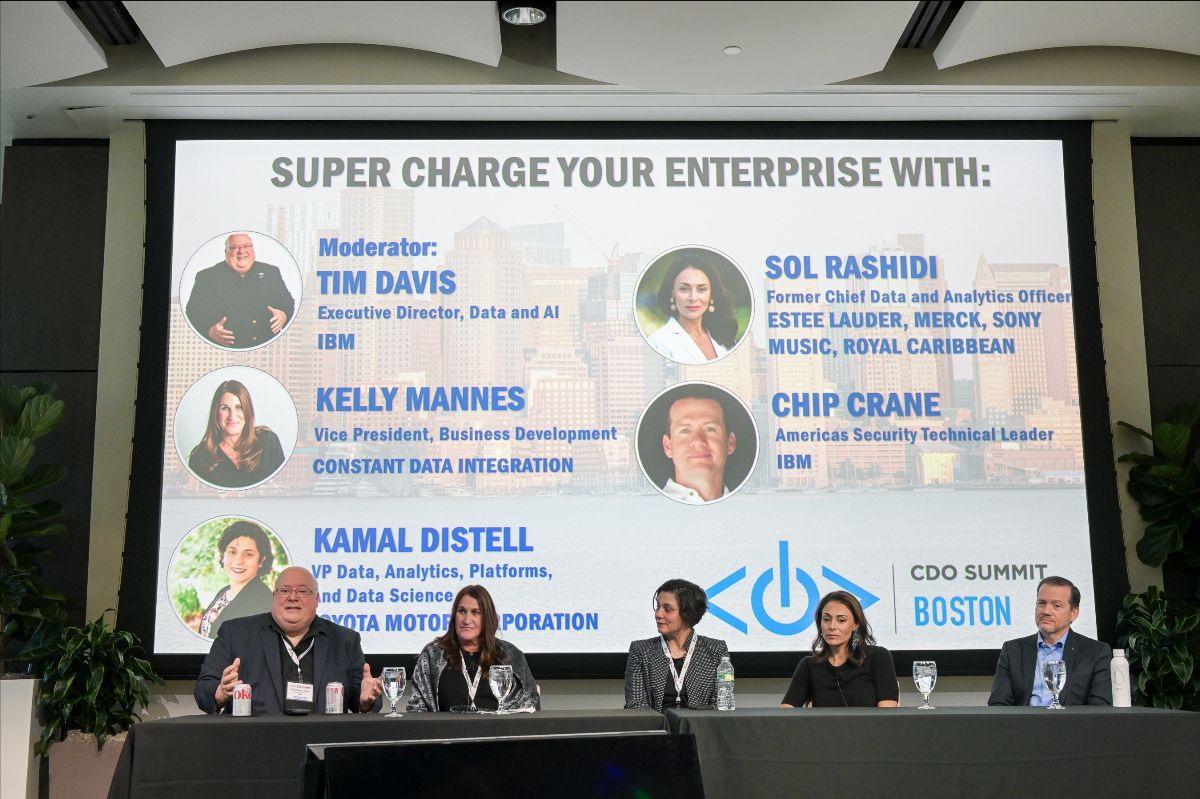 Happy Friday!

Check out our top five most popular videos from our 10th CDAO Summit &amp; the world's 1st Tokyo Chief AI Officer Summit:

Watch our TOP FIVE videos: cdoclub.com/videos-our-top…

The "Data &amp; Analytics: An Enterprise AI Playbook" panel received the most views, at 52k (10th