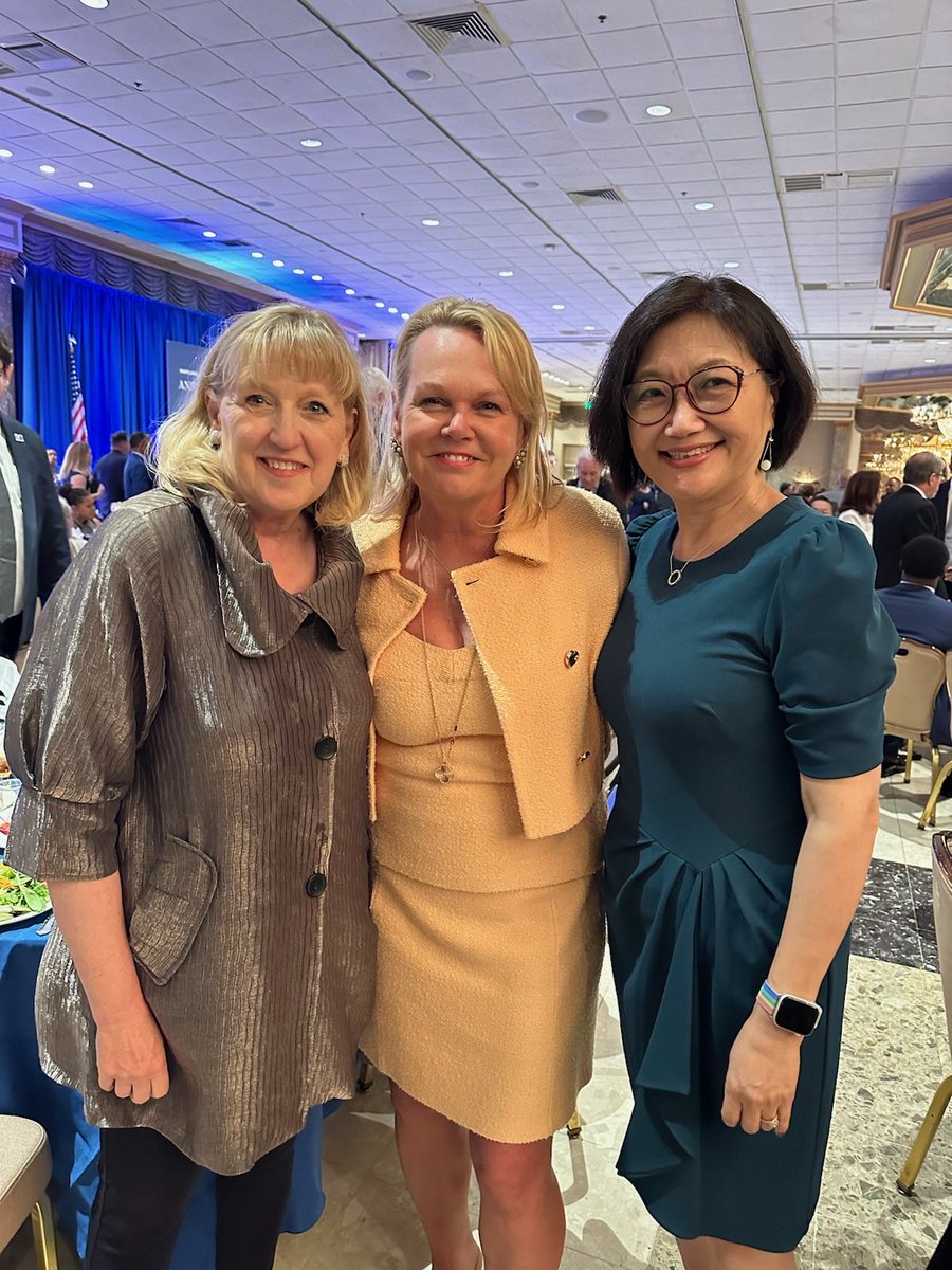 Lily Qi (@lilyqimaryland) on Twitter photo Great to see all the fabulous women at the <a href="/mddems/">Maryland Democratic Party</a> gala last night. <a href="/CEFitzwater/">Frederick County Executive Jessica Fitzwater</a> <a href="/JPenaMelnyk/">Del. J. Peña-Melnyk</a> <a href="/April4Congress/">April McClain Delaney</a> <a href="/JanGardnerExec/">Jan Gardner</a> <a href="/CM_Sayles/">Councilmember Laurie-Anne Sayles</a> and Tazeen Ahmad and Pallavi Gowda. Great to see all the fabulous women at the <a href="/mddems/">Maryland Democratic Party</a> gala last night. <a href="/CEFitzwater/">Frederick County Executive Jessica Fitzwater</a> <a href="/JPenaMelnyk/">Del. J. Peña-Melnyk</a> <a href="/April4Congress/">April McClain Delaney</a> <a href="/JanGardnerExec/">Jan Gardner</a> <a href="/CM_Sayles/">Councilmember Laurie-Anne Sayles</a> and Tazeen Ahmad and Pallavi Gowda.