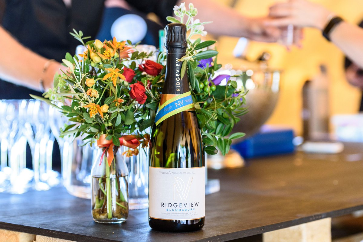 Sam Wylie-Harris (@samwylieharris) on Twitter photo Blue skies, sunshine & sparkling wine! Popping the corks & celebrating #englishwineweek <a href="/Wine_GB/">Wines of Great Britain</a> with a visit to our verdant vineyards this W/E! <a href="/RidgeviewWineUK/">Ridgeview Wine</a> <a href="/ChapelDownWines/">Chapel Down</a> @roebuckestates @nyetimber #hambledonvineyard 🍾🍾
irishnews.com/life/food-drin… Blue skies, sunshine & sparkling wine! Popping the corks & celebrating #englishwineweek <a href="/Wine_GB/">Wines of Great Britain</a> with a visit to our verdant vineyards this W/E! <a href="/RidgeviewWineUK/">Ridgeview Wine</a> <a href="/ChapelDownWines/">Chapel Down</a> @roebuckestates @nyetimber #hambledonvineyard 🍾🍾
irishnews.com/life/food-drin…