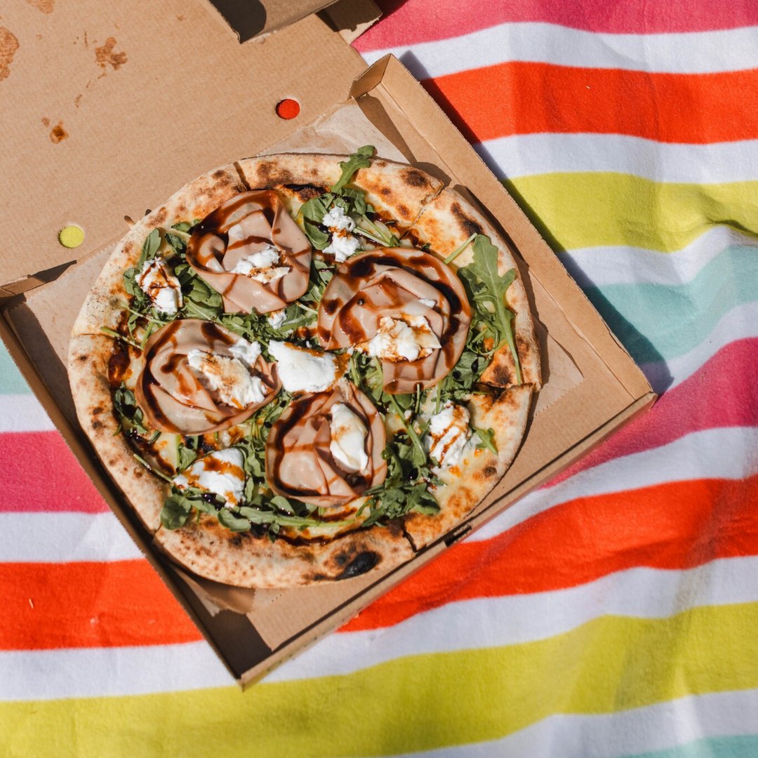 The enticing smell of new flavours in The Pizza Room! 🍕😍 Hungry? Planning a meeting with friends? Just want to relax? Our new pizzas are the perfect solution for any occasion!

#ThePizzaRoom #ItalianPizza #PizzaLondon #Hackney #MileEnd #Poplar #SurreyQuays #NewCross