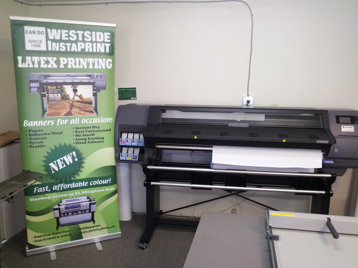 WInstaprint's tweet photo. Our roll-up banners are 33" x 77" and are priced at $175.00 each. This includes the print, mechanism, and carrying case. Email us for a template if you're thinking of submitting print-ready art. #weprintthings https://t.co/uKYVFwBfem