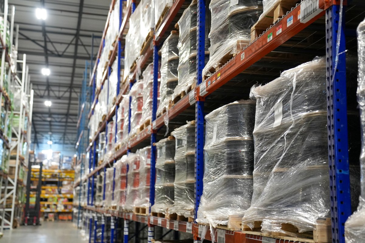 NauticalDirect's tweet image. At Nautical, we offer centrally located storage, fulfillment, and distribution services at competitive rates. 💰

Visit our website to explore all our warehousing and fulfillment solutions! ⬇

nautical-direct.com/services/3pl/w…

#KansasCity #3PL #Logistics