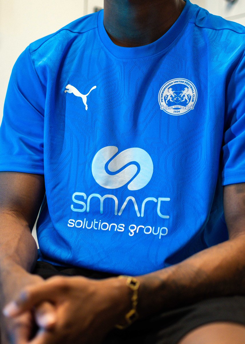 theposh's tweet image. The 2024/25 Training Kit will be available online and in-store from Tuesday 2nd July!

@mysmartgroupuk 🤝 @theposh

#pufc #kitreveal #trainingkit