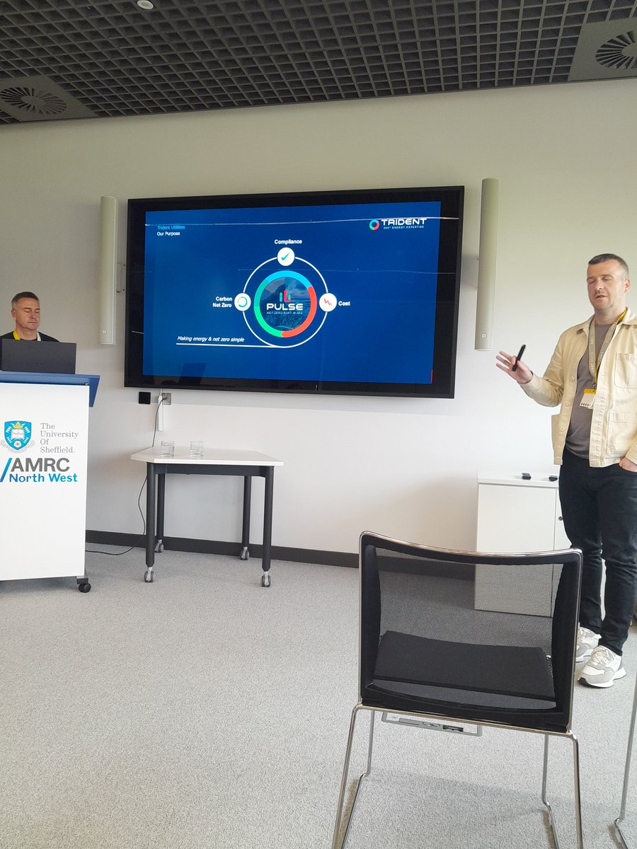 LancashireCSI's tweet photo. Excellent meeting at the amazing @TheAMRC about Sustainability with @Essential-Sourcing's The Pro Club. Fabulous input from @CBPartners_CIC @TridentEnergy @ESGAssessors 
Thought provoking info. Well worth signing up to their membership. https://t.co/900vtZxtVu