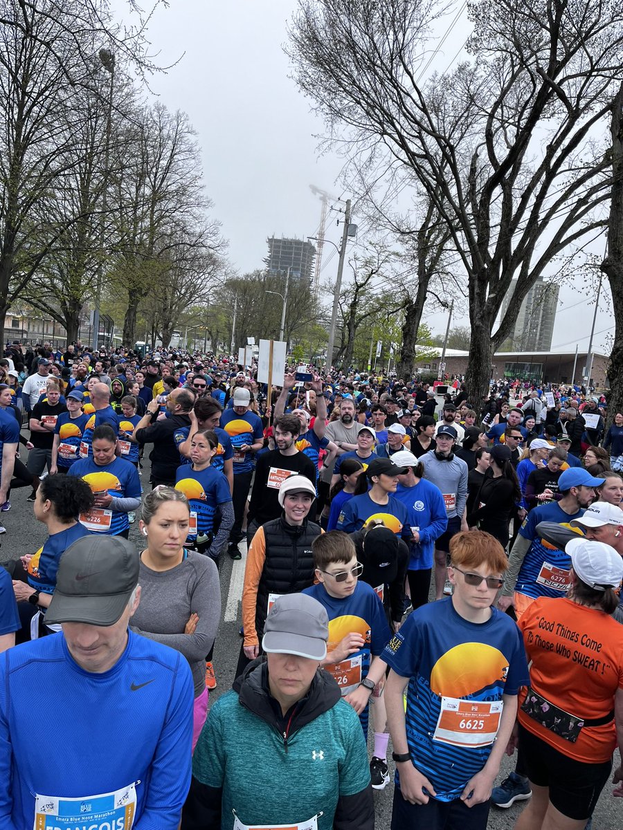 digaa17's tweet image. I combined running with supporting my fav hockey team the @EdmontonOilers This is from the Bluenose Marathon weekend last month in Halifax. I ran the 5K with my Oilers jersey on! Game 6 of the Stanley Cup final goes tonight!   #LetsGoOilers