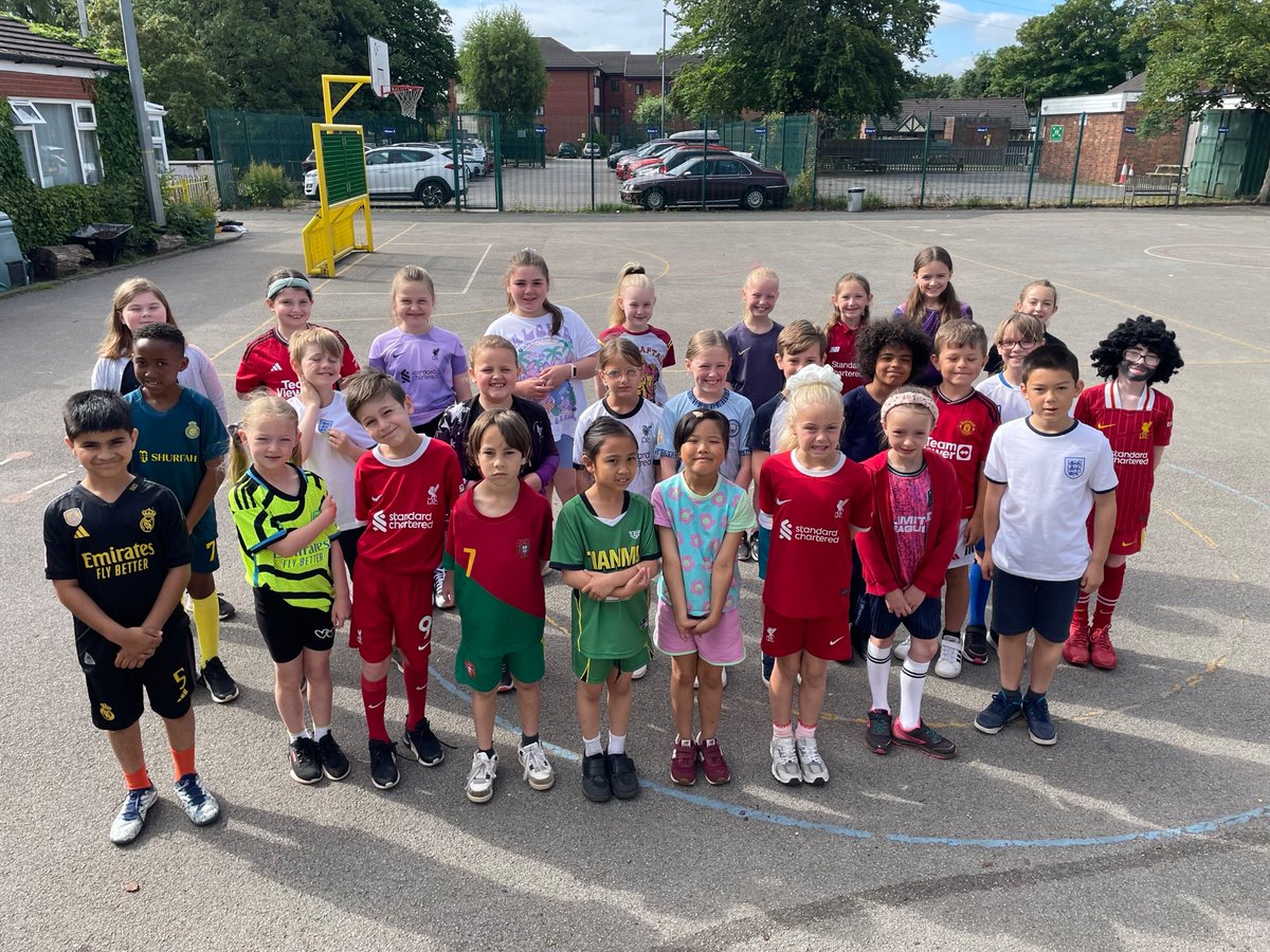 Day 5 of NSSW &amp; we had a sports star dress up day &amp; c7&amp;8 had a football tournament ⚽️ There were some fantastic outfits from staff &amp; pupils👏🙌 #nssw2024 #christchurchpeevidence