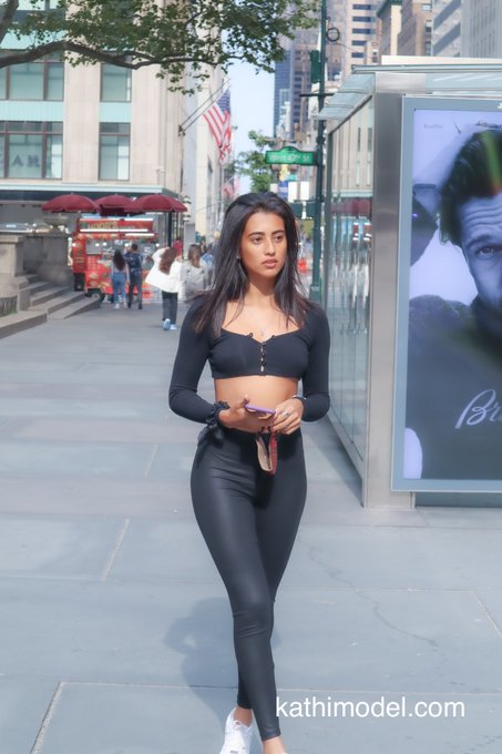 About My First Time in New York https://t.co/zLstBEtMwb https://t.co/qjKzd0uPuI