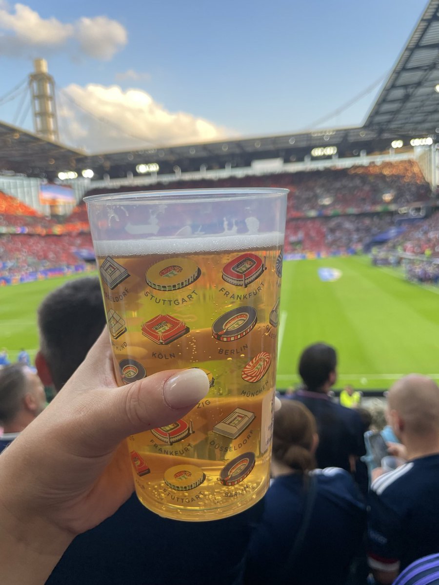 AnnaKateBarton's tweet image. A bit late but what a wonderful time in Cologne topped off by getting a last minute ticket to #SCOSWI 
Thanks to my seat mates and new pals for looking after me! That’s me peeking out from the white fluffy hat of the guy in front 😂 
Bring on Stuttgart on Sunday 💪🏼 🏴󠁧󠁢󠁳󠁣󠁴󠁿 🇭🇺