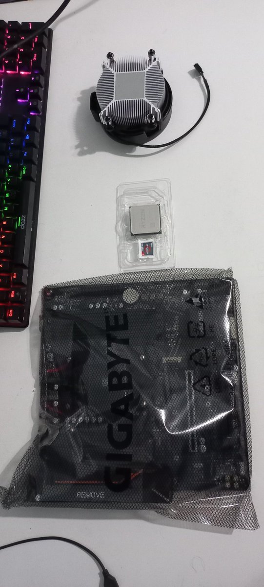 Se eu nao falhar em montar isso, logo logo teremos Elden e Tekken