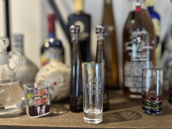 Time for my second shot! https://t.co/HnwenhF6mw<a href="/tag/sarasota"class="tags"><span>#sarasota</span></a><a href="/tag/sunsets"class="tags"><span>#sunsets</span></a>