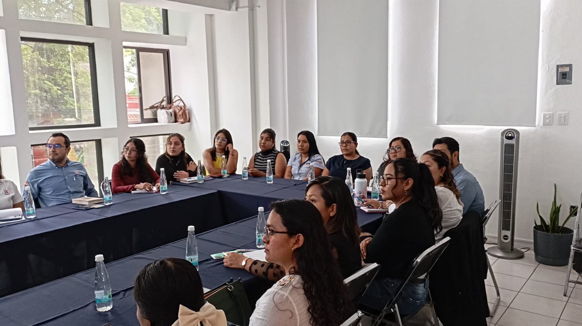 ¡Cuando las personas tienen más herramientas de desarrollo, las empresas crecen y todos ganan! En <a href="/Coparmexoaxaca/">COPARMEX Oaxaca</a> trabajamos para que así sea.
Disfrutamos de un muy buen taller sobre “Estrategias de reclutamiento y selección de personal”, liderado por Monserrat Campa.