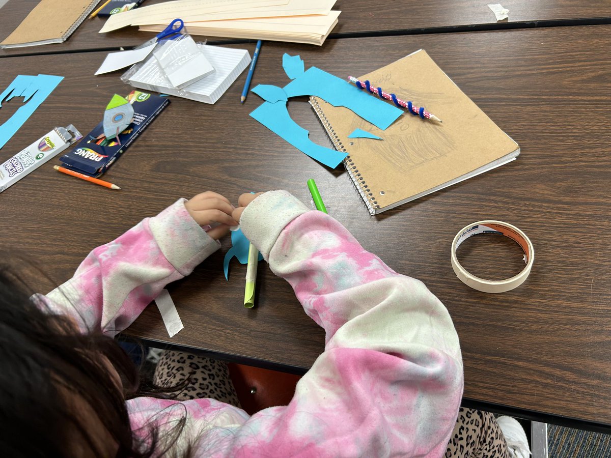 SliSummer's tweet image. SLI 24 STEM are active &amp;amp; engaged! | #SUCCESSnothingless | @APBlair_ @TheInnerZirkle @AliefISD @AliefScience @aliefstem