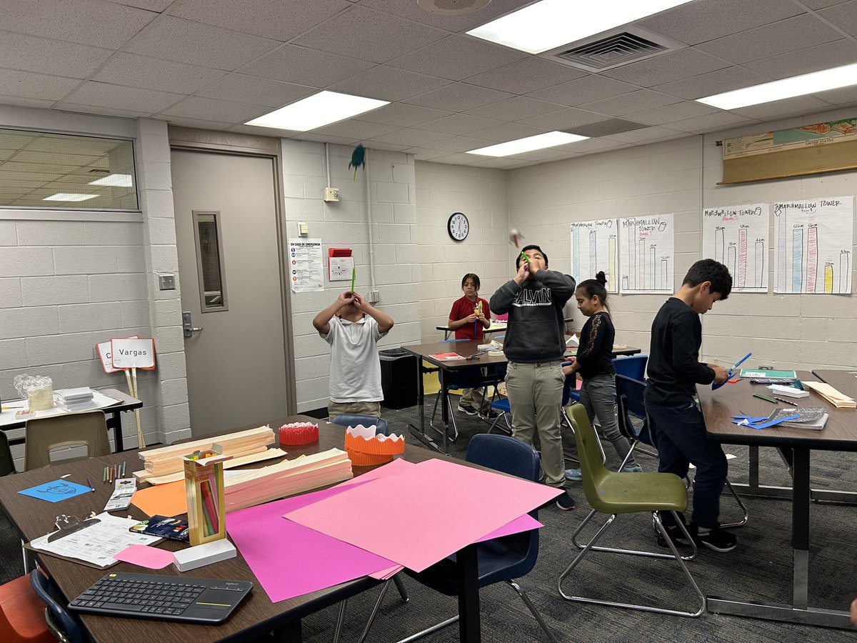 SliSummer's tweet image. SLI 24 STEM are active &amp;amp; engaged! | #SUCCESSnothingless | @APBlair_ @TheInnerZirkle @AliefISD @AliefScience @aliefstem