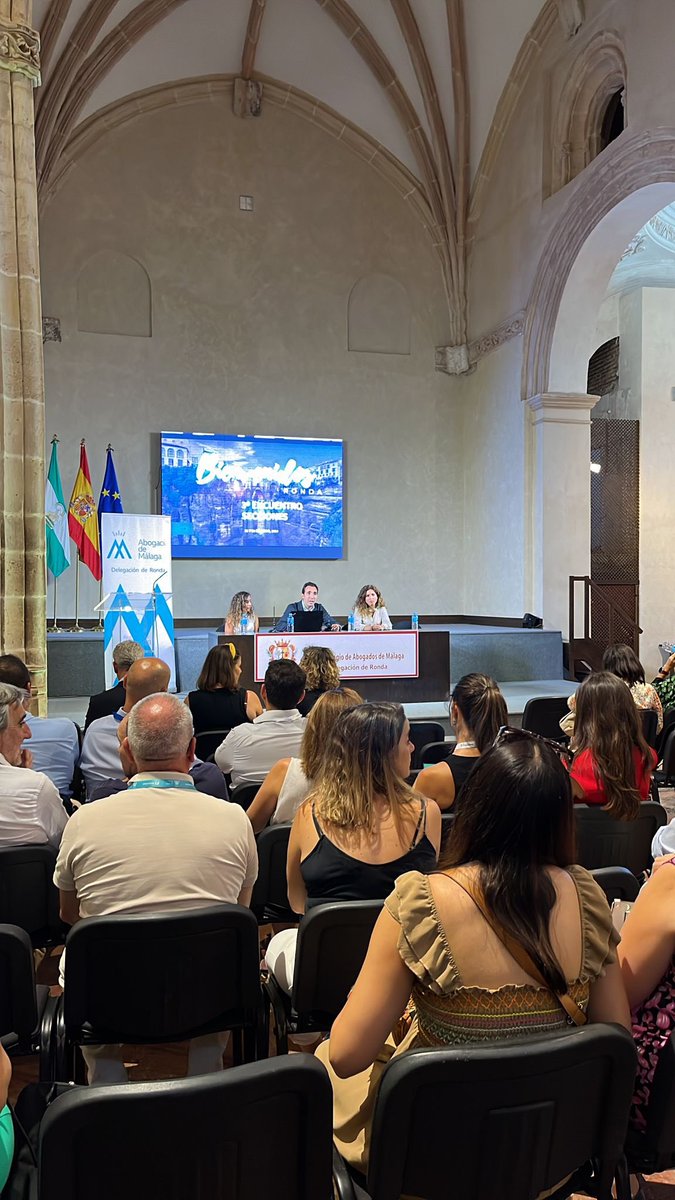¡Arranca en Ronda nuestro ‘3º Encuentro secciones, subcomisiones y Grupo Abogacía Joven’!  👏🏻

👉🏻 El objetivo del encuentro es fortalecer nuestras relaciones entre los equipos del Colegio y haceros partícipes en la organización del 19º Congreso de la Abogacía de Málaga

👇🏼