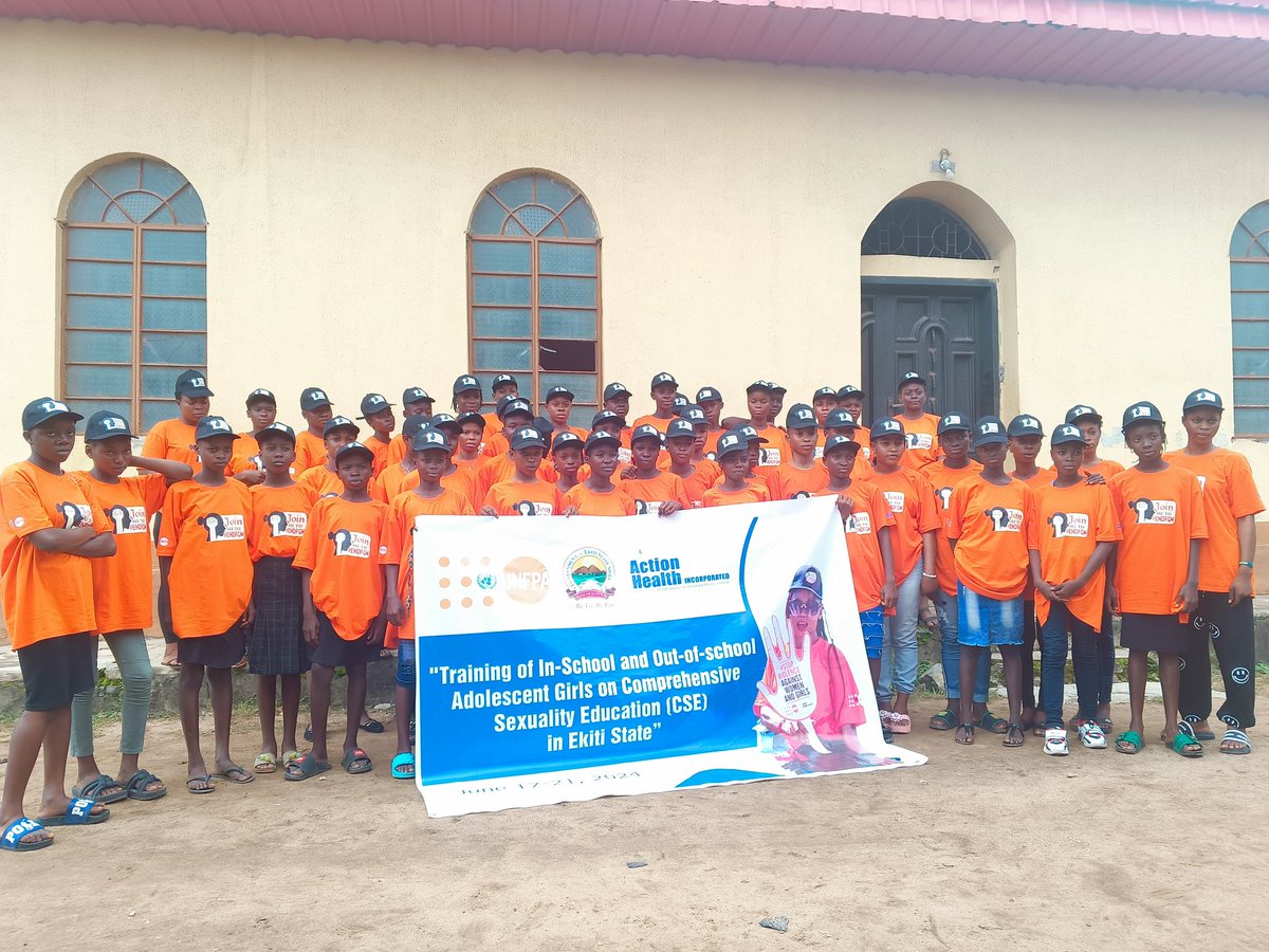 _BayoAbiodun's tweet photo. The 5 Days training of Adolescents Girls on Comprehensive Sexuality Education (CSE) ended with Joy and smiles 😊. The  adolescents girls appreciated the @UNFPANigeria @UNFPA for this laudable project in Ekiti state... kudos to the implementing partner too...@actionhealthinc https://t.co/9EqavkWj18
