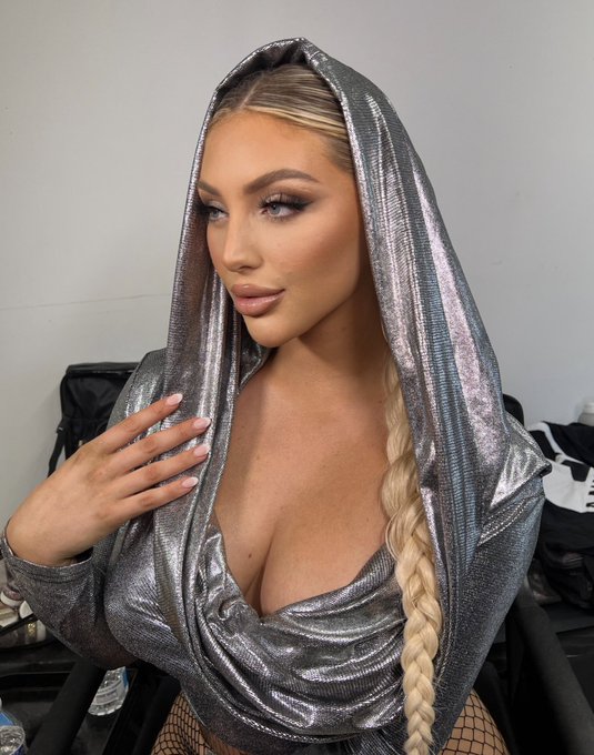 Brazzers 20th Anniversary 🩶 @Brazzers https://t.co/3UZwr4QRWv<a class="tags" href="/tag/brazzers">@brazzers</a>