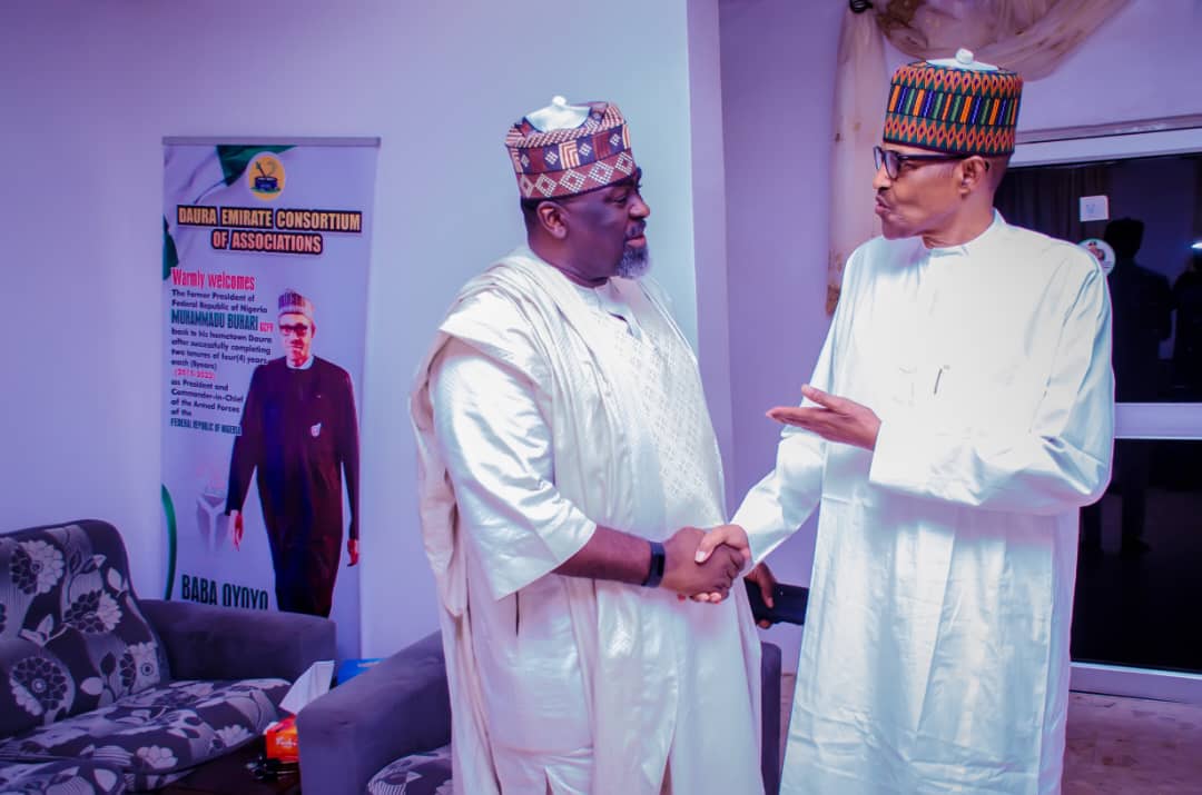 AmazonEnergyLtd's tweet image. Earlier today, June 21, 2024, Amazon Energy's GCEO and other executives paid a courtesy call on the former President of Nigeria, @MBuhari , at his country home in Daura, Katsina State.

#Amazonenergy 
#Engineering 
#oilandgas 
#projects
#president