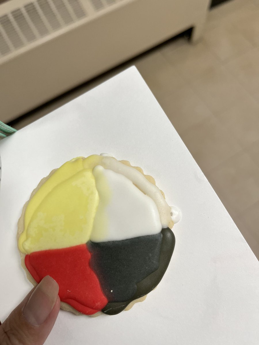 McDermid Elementary celebrating NIPD. Beautiful start to the day.