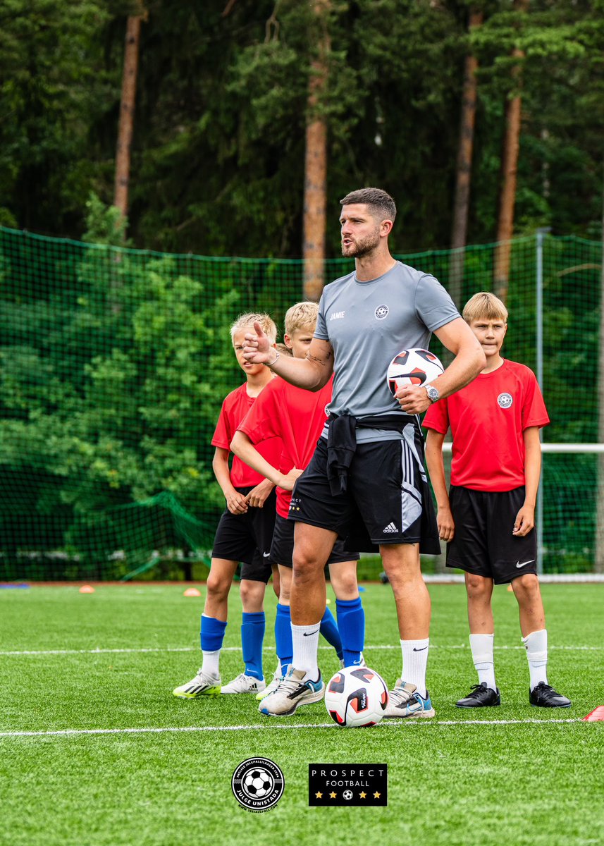 j_sendles_white's tweet photo. What an unbelievable experience running a football camp in Estonia!! 🇪🇪 

Some of the coolest kids you will ever meet and we had the pleasure of meeting some amazing people ❤️

Until next time ✌🏻x https://t.co/VMxzXHk5LR