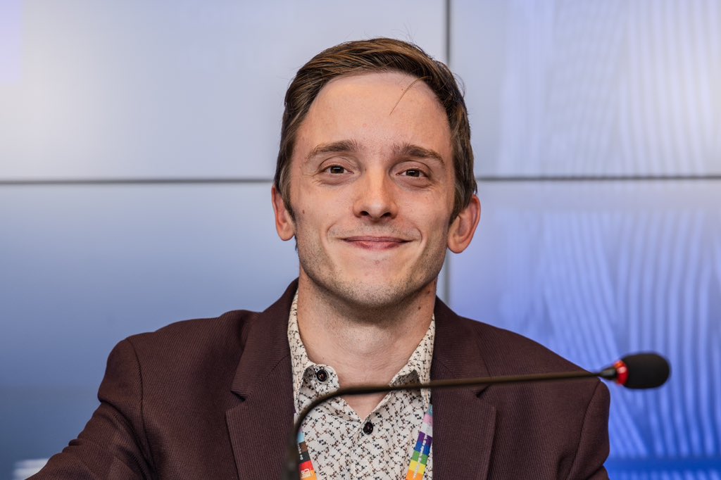 🎤 This must have been one of the most challenging weeks of #EU2024BE 🥵!

From Monday to Friday, we covered on the comms side back-to-back 4 Council meetings in #Luxembourg 🇱🇺 that will shape the future of the 🇪🇺’s #environment, #transport network, #social cohesion &amp; #health