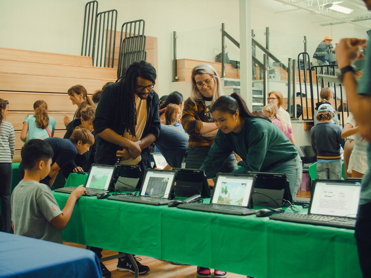 UbisoftToronto's tweet photo. 💥 From Indigenous dance performances to creative digital project demos, we had a blast at this year’s #HacktheROM showcase with @ROMtoronto!
🤝 Learn more about how Hack the ROM connects students with Indigenous knowledge and builds digital literacy https://t.co/RbutqLS0Qk https://t.co/Zf41RUrKTk