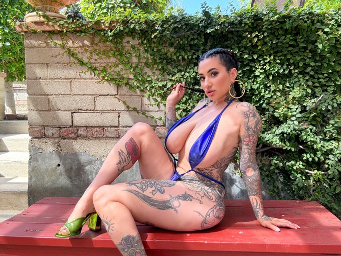 Happy Summer https://t.co/ViASnVDeV0