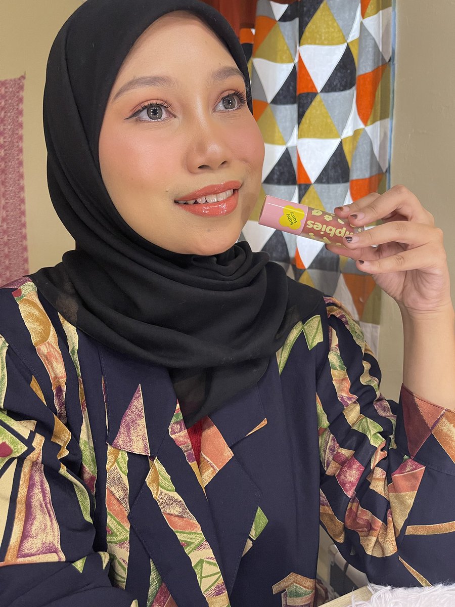 Nsshahfira's tweet photo. Haii

Lawerskan semua dari Panna Lab

Lipmatte 👇🏻
https://t.co/W3AVrBE6fs

Dan Juicy Lippy 👇🏻
https://t.co/tvKVjvQSK1 https://t.co/LtJYzX1uy7