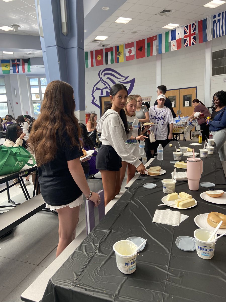 Senior breakfast with <a href="/OBHSClassof2024/">OBHS Class of 2024</a> Thank you <a href="/obhsptsa/">OBHSPTSA</a> !!